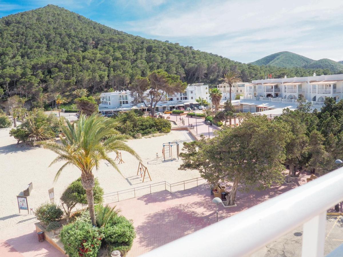 Apartamentos Cala Llonga Кала-Лонга Экстерьер фото