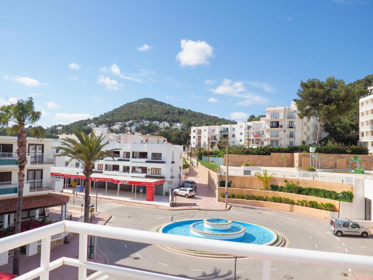 Apartamentos Cala Llonga Кала-Лонга Экстерьер фото
