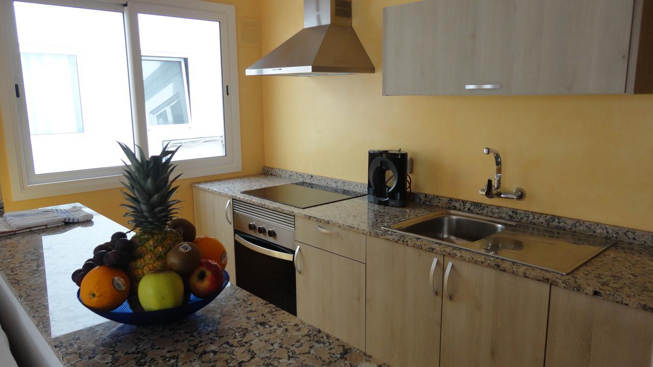 Apartamentos Cala Llonga Кала-Лонга Экстерьер фото